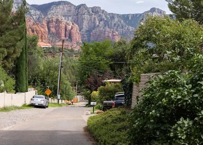 Quaint Uptown Walking Distance To Shops Sedona