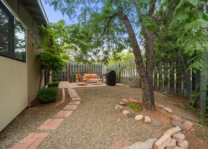 Quaint Uptown Walking Distance To Shops Sedona
